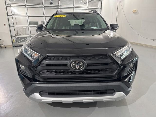 Used 2019 Toyota RAV4 Adventure AWD/4WD image 2
