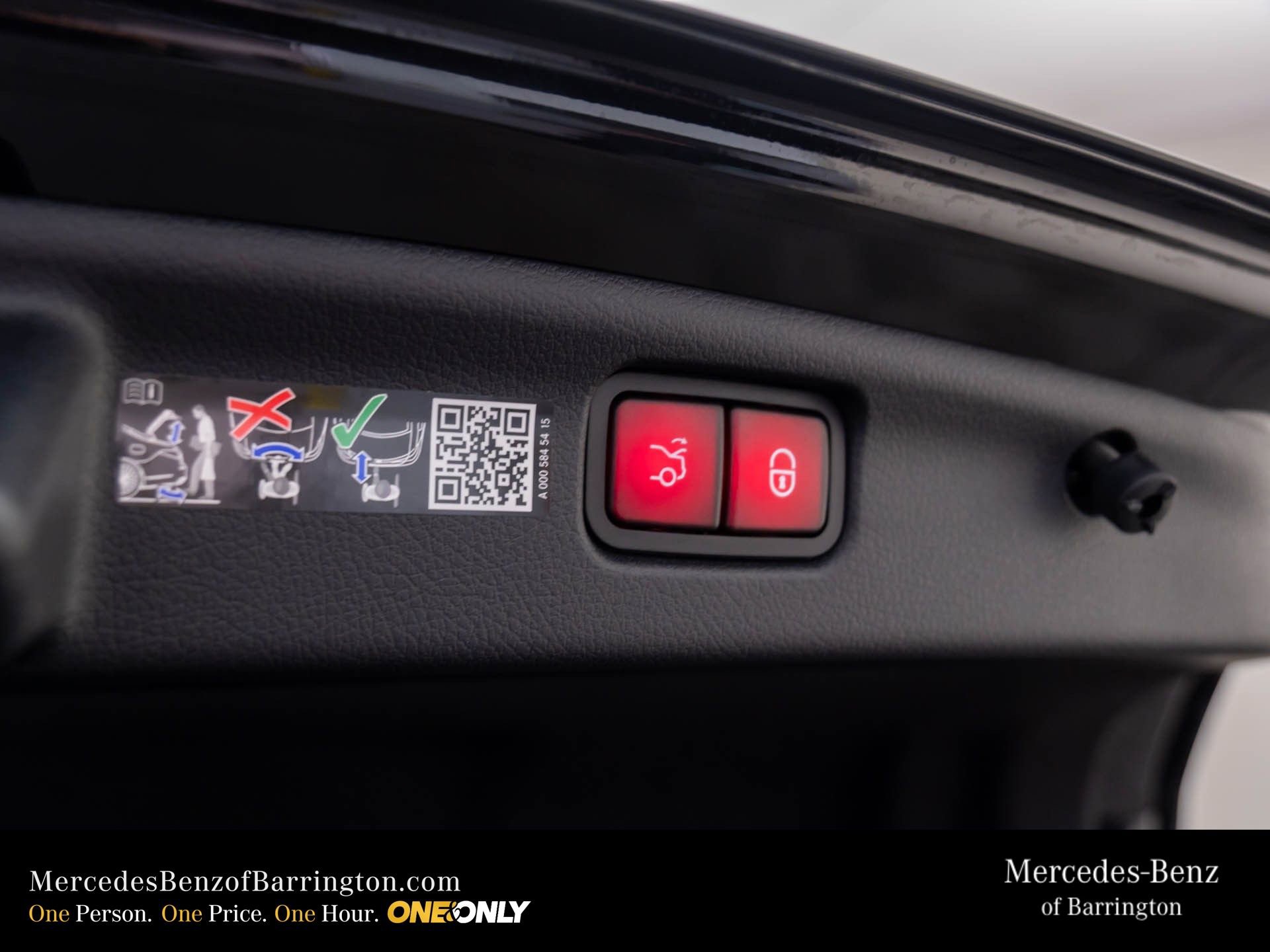 New 2026 Mercedes-Benz C 43 AMG 4MATIC Sedan image 39