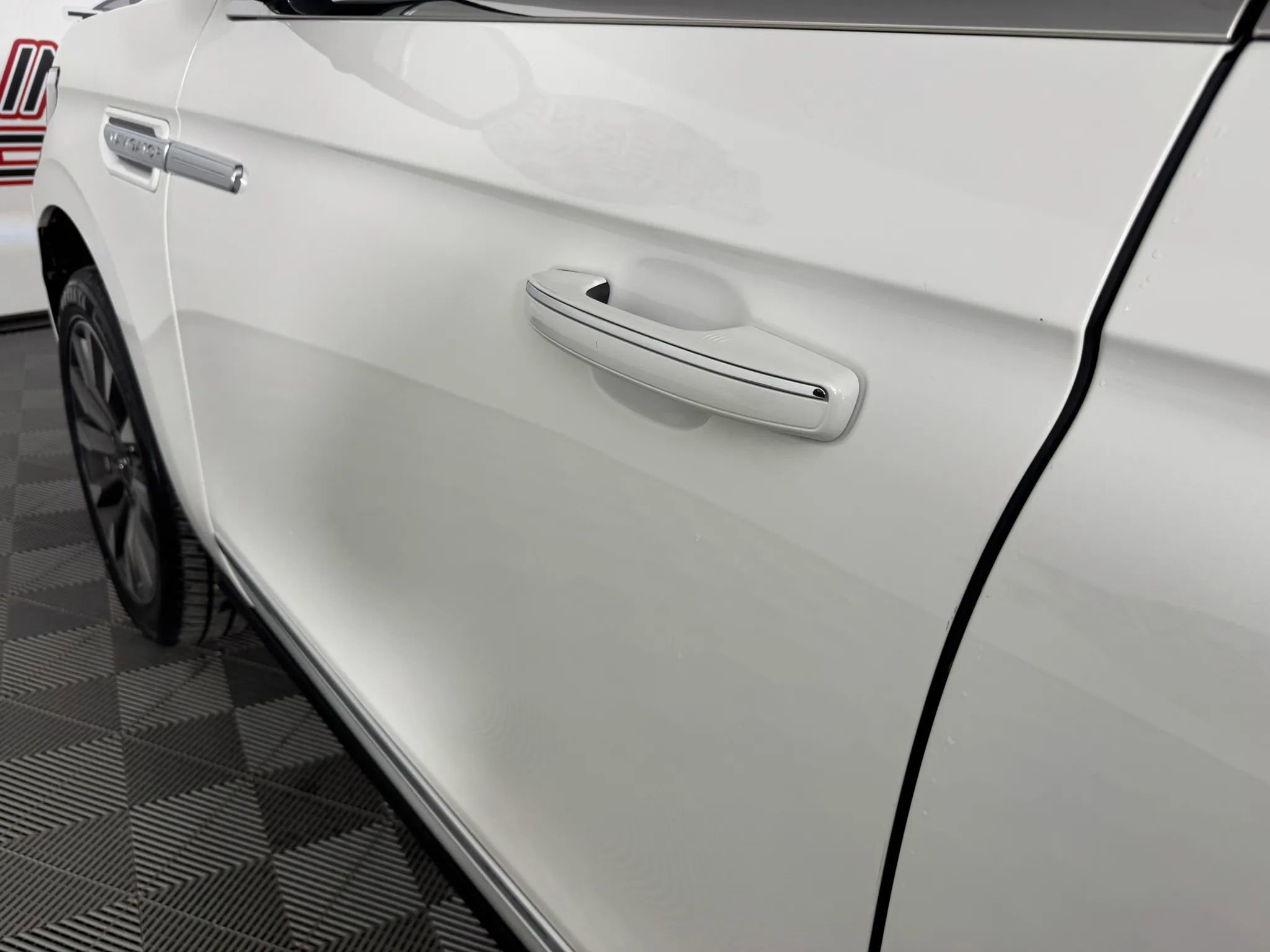 Used 2021 Lincoln Navigator Reserve w/ Luxury Package image 28