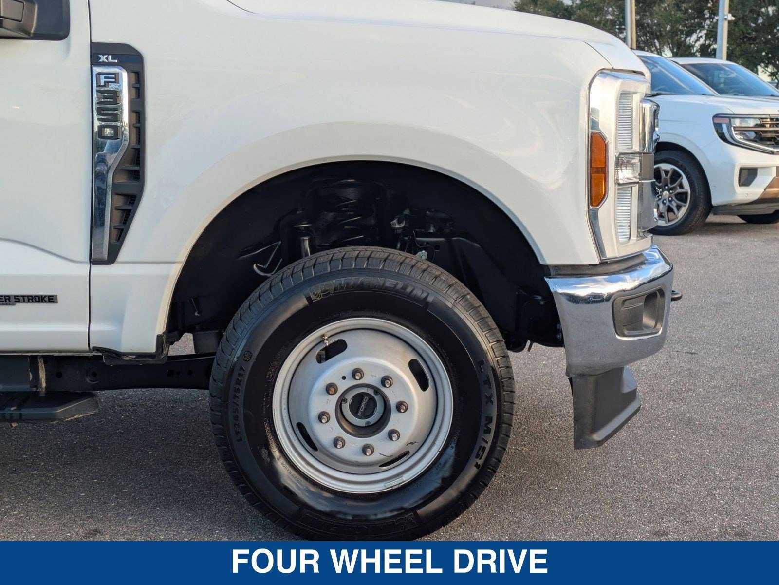 Used 2025 Ford F350 XL w/ XL Chrome Package image 11