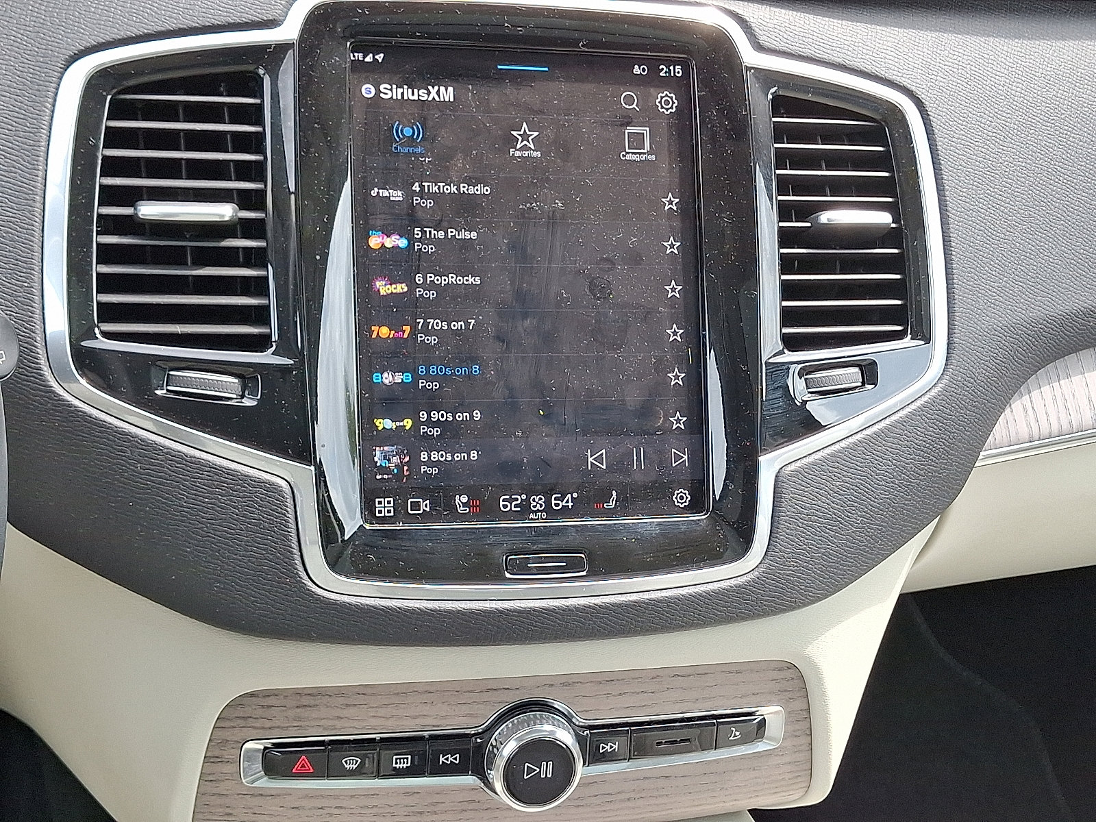 Used 2024 Volvo XC90 T8 Plus w/ Protection Package Premier image 18