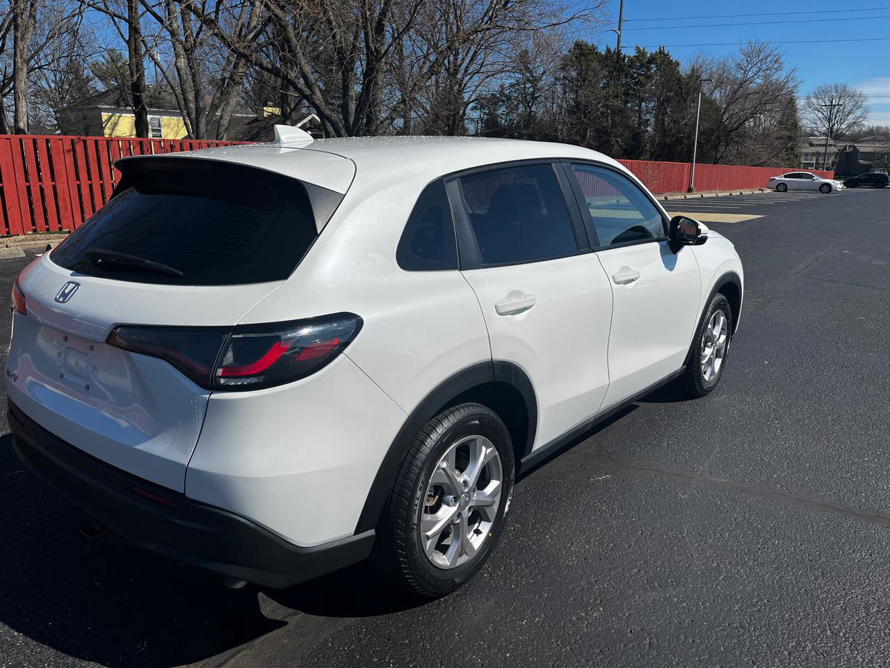 Used 2023 Honda HR-V LX image 5