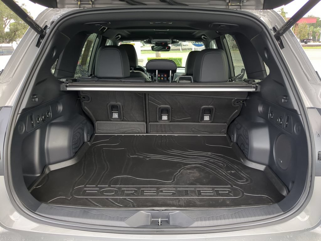 Used 2026 Subaru Forester Limited AWD/4WD image 9