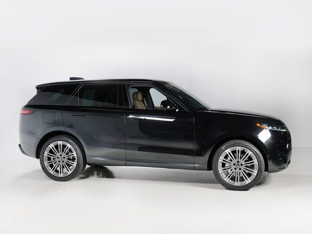 Used 2024 Land Rover Range Rover Sport SE AWD/4WD image 29