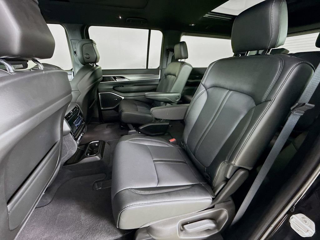 New 2025 Jeep Wagoneer Series II image 26