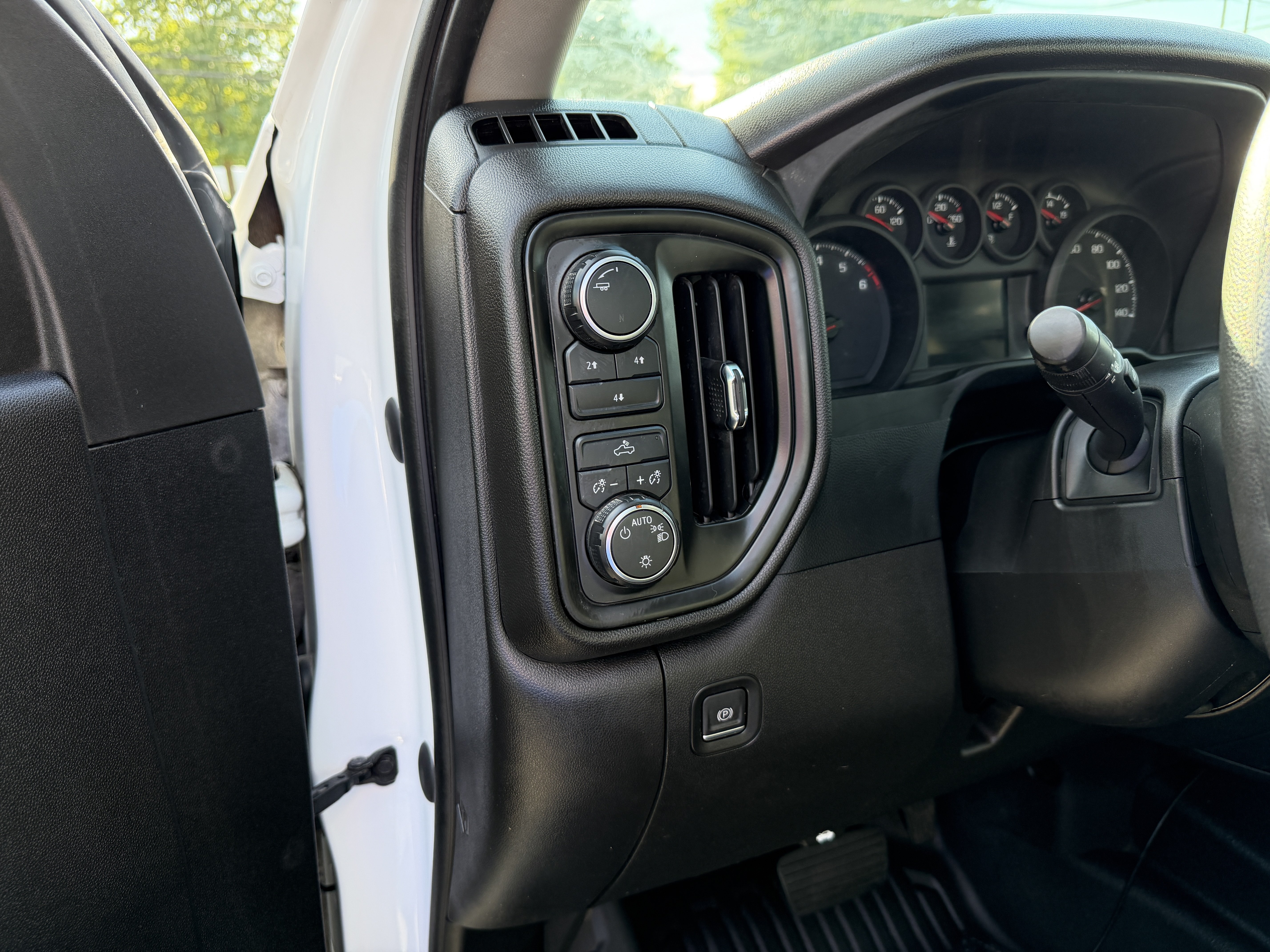 Used 2022 Chevrolet Silverado 2500 W/T w/ WT Fleet Convenience Package AWD/4WD image 20