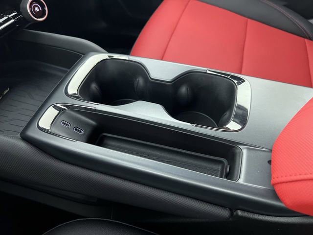 Used 2025 Chevrolet Equinox EV RS image 17