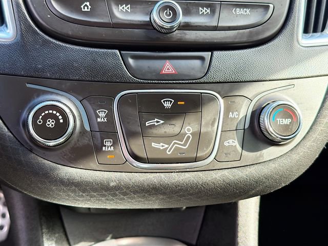 Used 2016 Chevrolet Malibu LT image 15