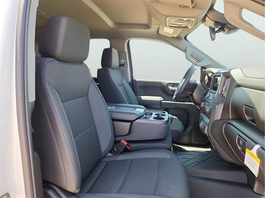 New 2026 Chevrolet Silverado 1500 Custom w/ Turbomax Blackout Package image 20