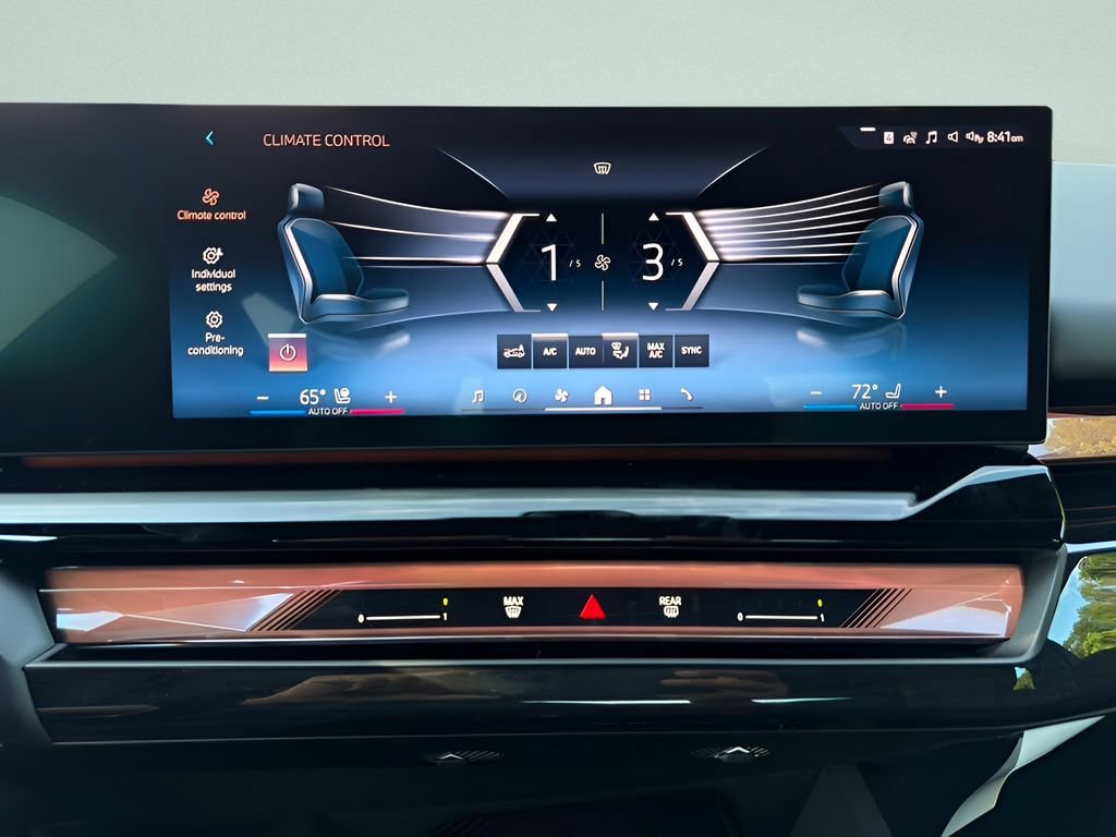 New 2027 BMW 530i xDrive w/ M Sport Package AWD/4WD image 18