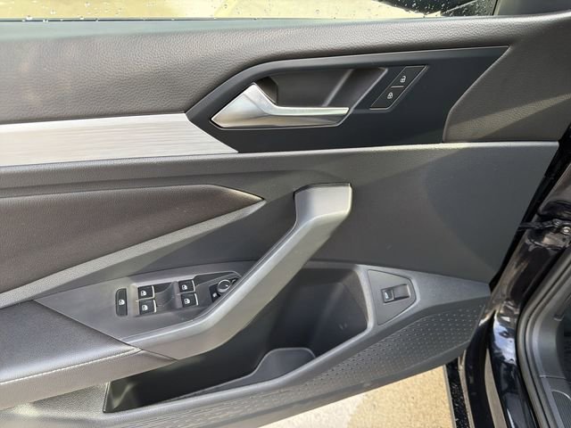 Used 2025 Volkswagen Jetta S FWD image 15