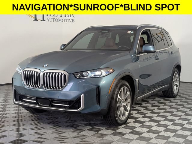 Used 2024 BMW X5 xDrive40i w/ Premium Package AWD/4WD image 4