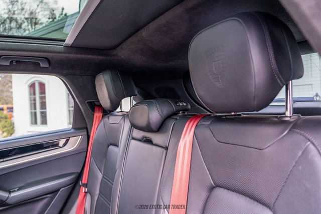 Used 2024 Porsche Cayenne S image 40