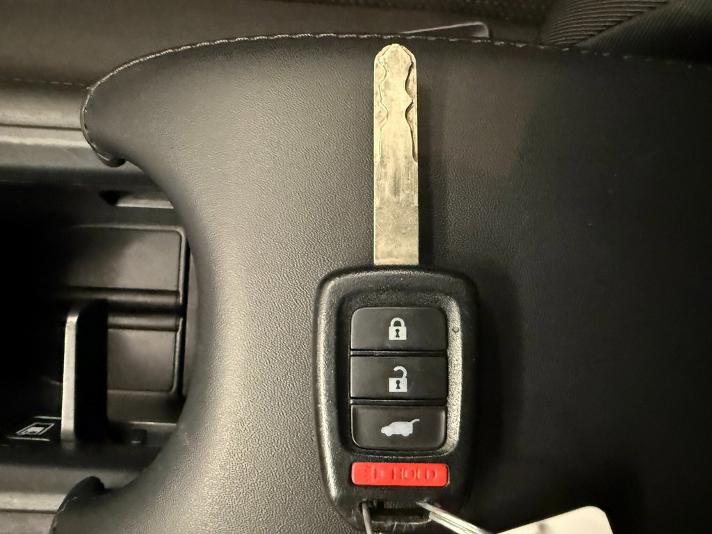 Used 2021 Honda HR-V LX image 15