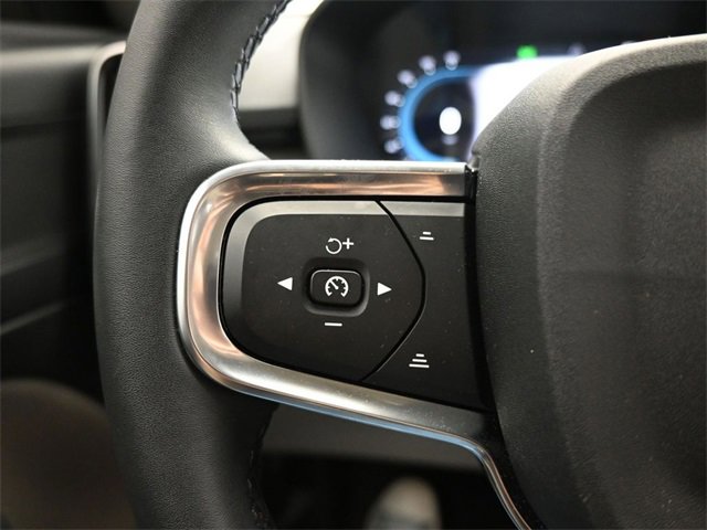 Used 2024 Volvo XC40 B5 Plus w/ Protection Package Premier image 25