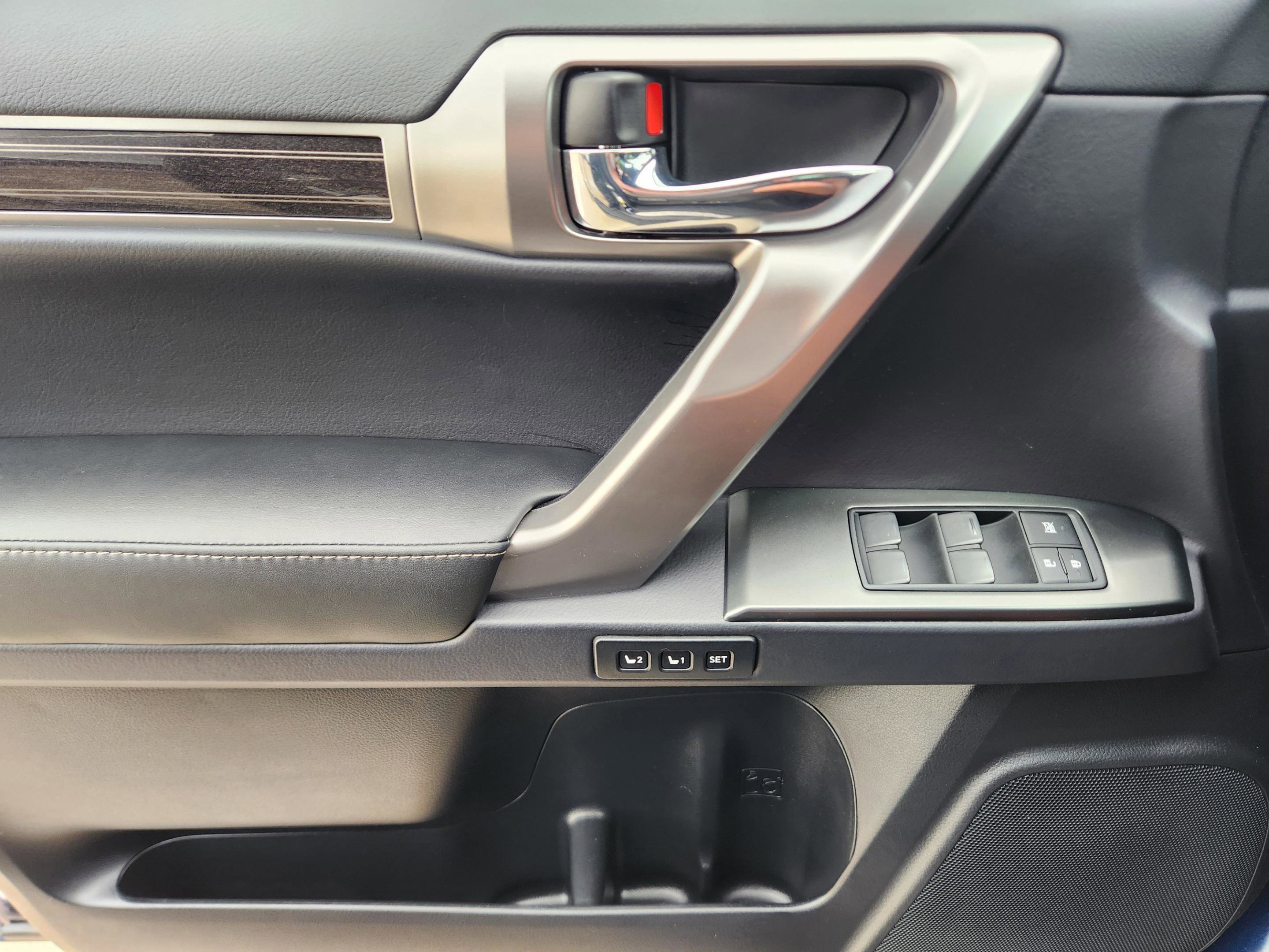 Used 2023 Lexus GX 460 Premium image 10