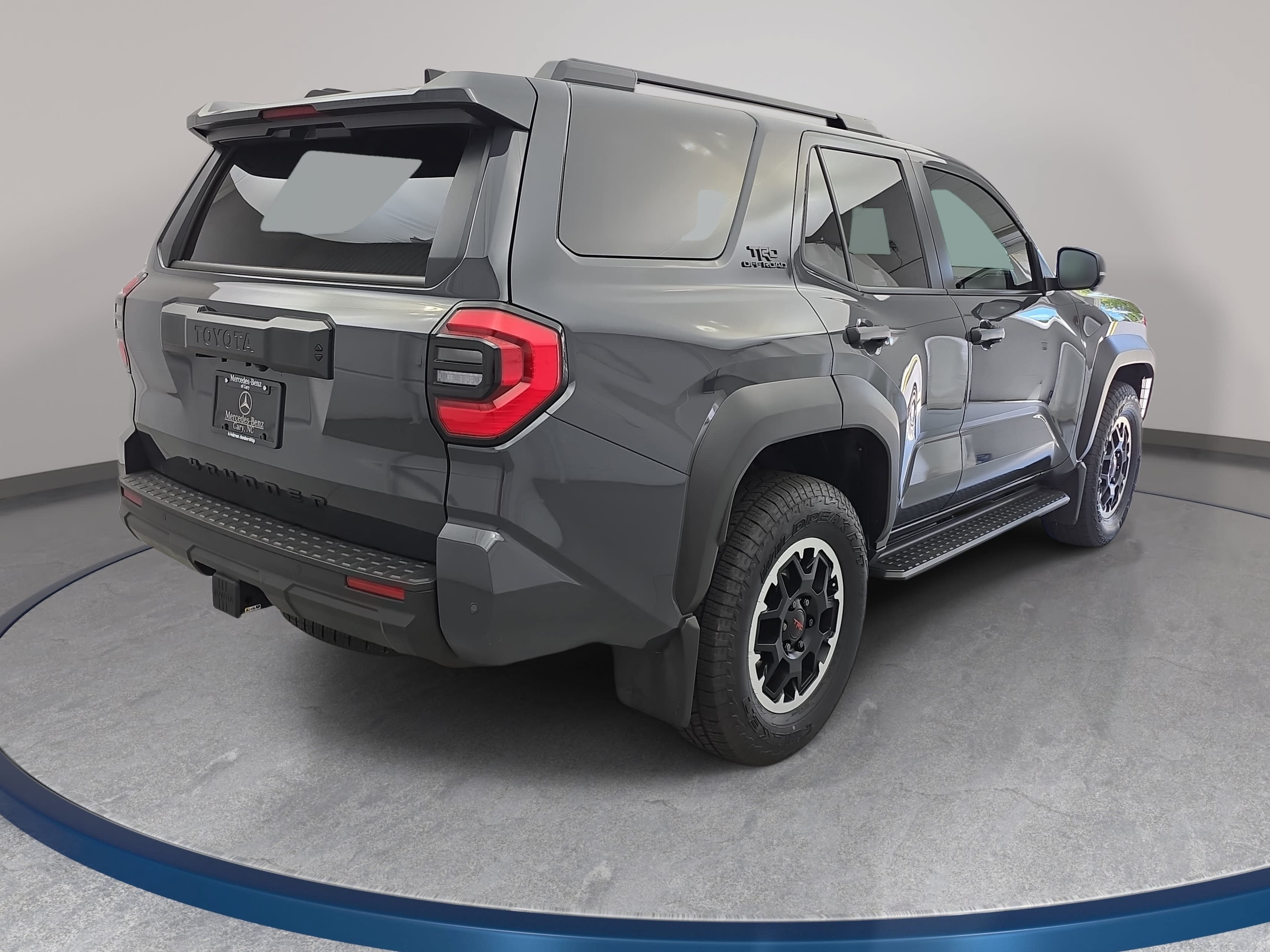Used 2026 Toyota 4Runner TRD Off-Road Premium AWD/4WD image 5