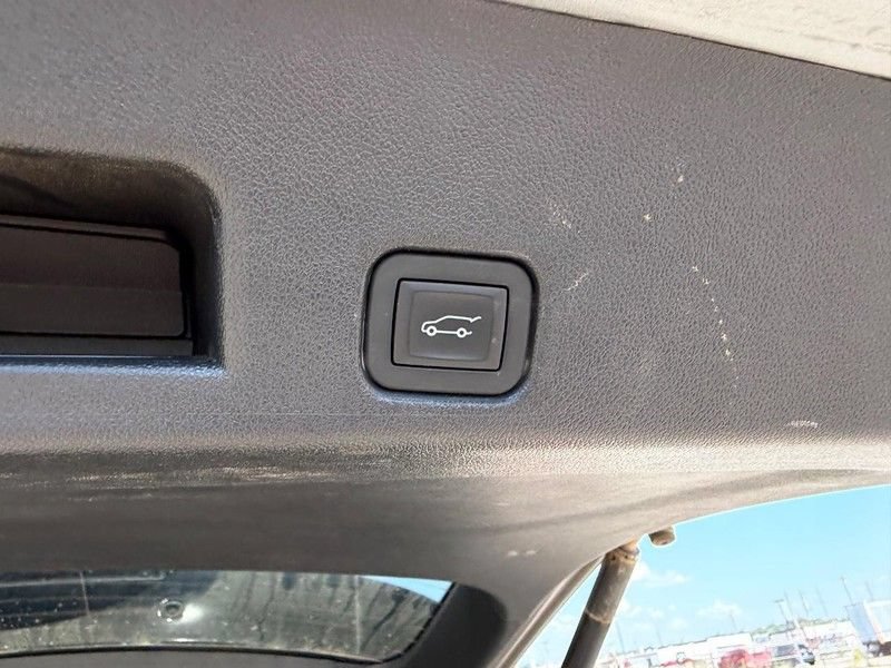 Used 2025 GMC Acadia Elevation w/ Elevation Premium Package FWD image 5