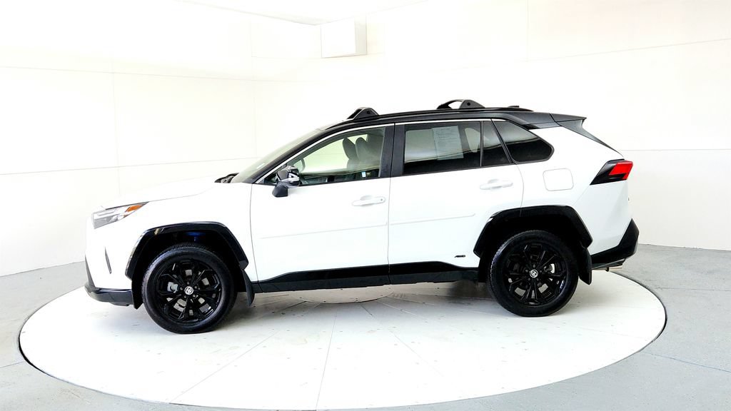Used 2024 Toyota RAV4 XSE w/ Advanced Technology Package AWD/4WD image 3
