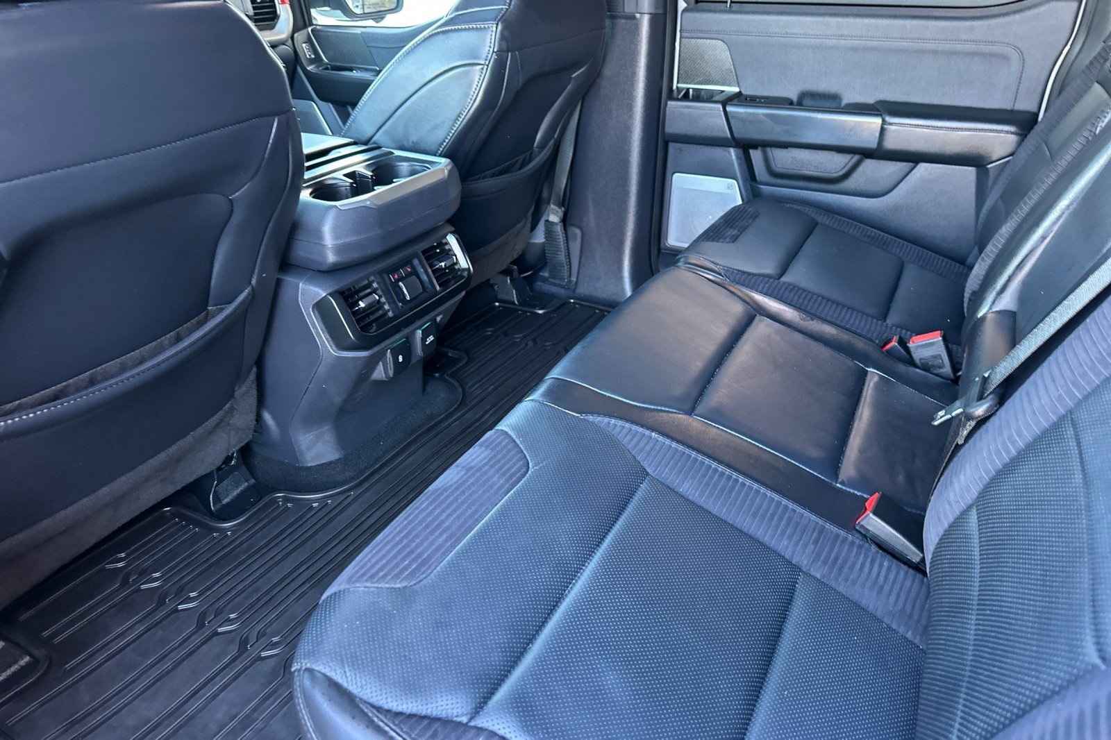 Used 2023 Ford F150 Raptor w/ Raptor Carbon Fiber Package image 11