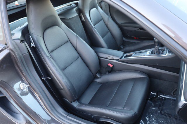 Used 2015 Porsche Cayman image 41