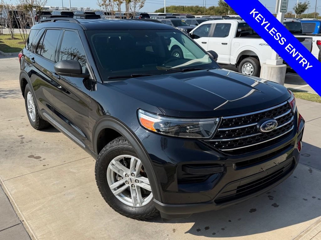 Used 2021 Ford Explorer XLT RWD image 3