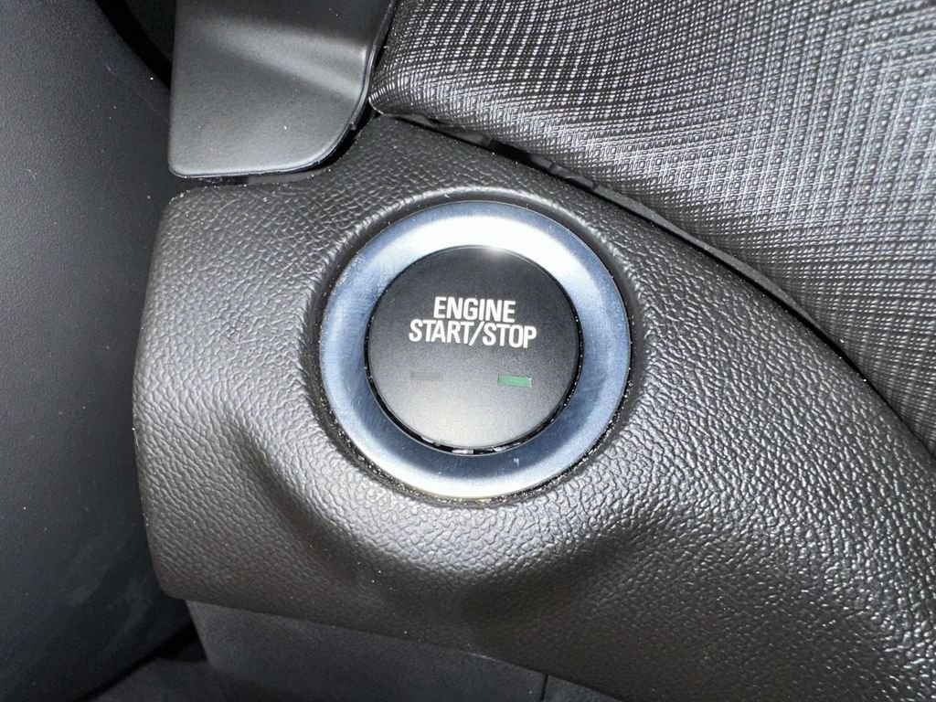 Used 2024 Chevrolet Equinox RS w/ LPO, Floor Liner Package AWD/4WD image 31