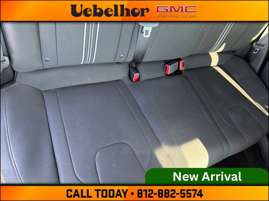 Used 2022 Hyundai Elantra SEL w/ Cargo Package FWD image 6