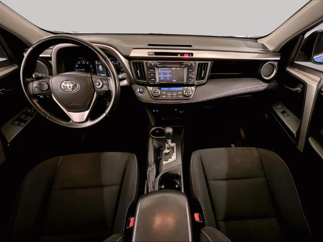 Used 2017 Toyota RAV4 XLE AWD/4WD image 14