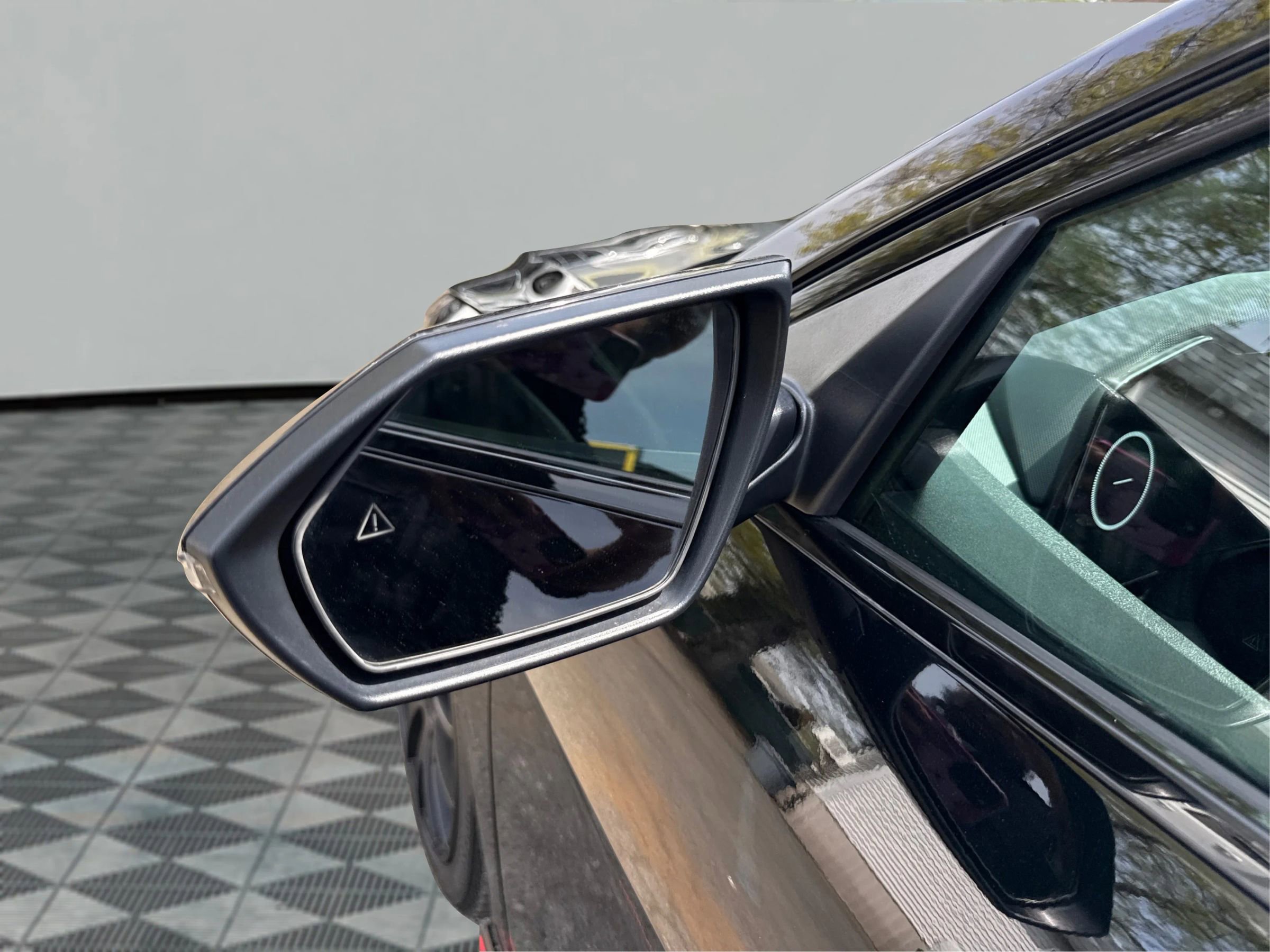 Used 2023 Hyundai Elantra N FWD image 23