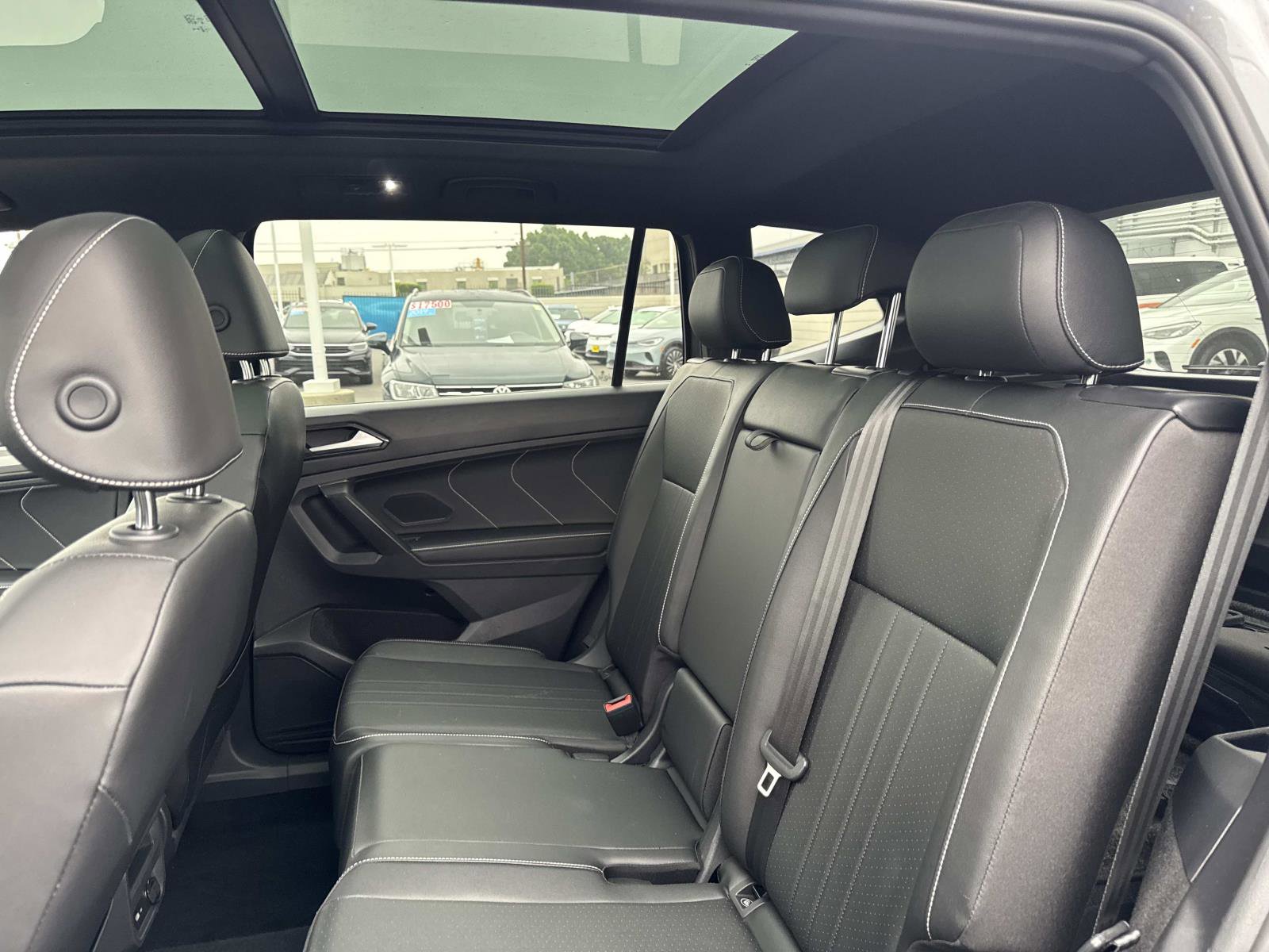 Certified 2023 Volkswagen Tiguan SE R-Line image 12