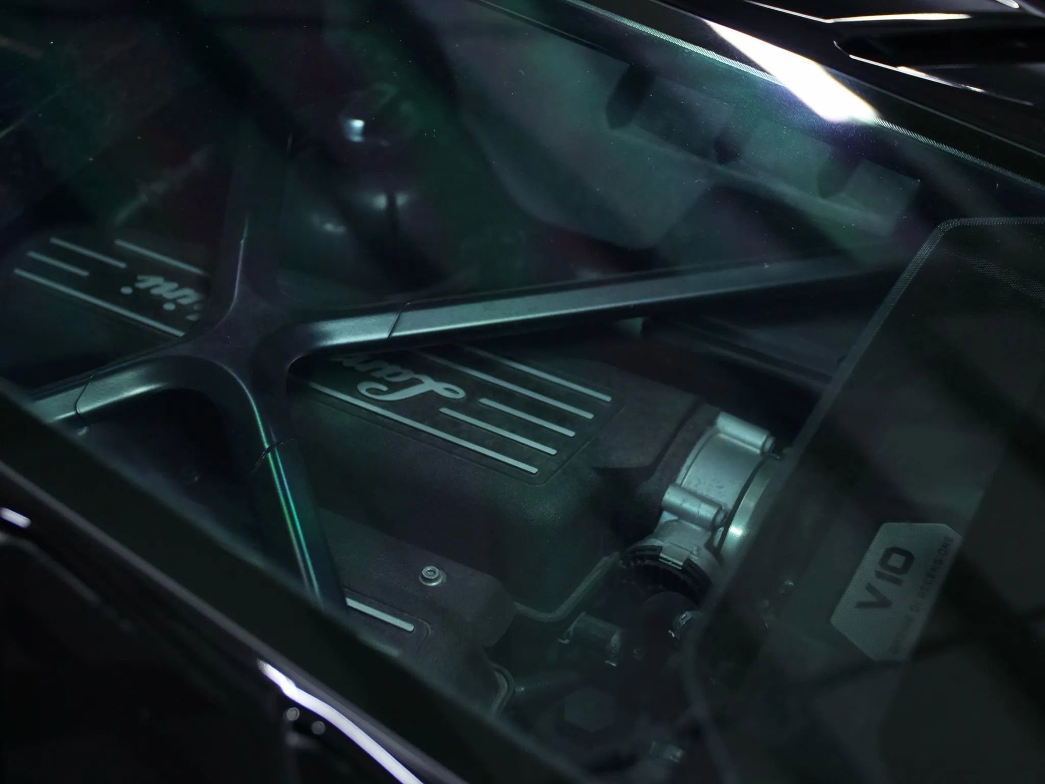 Used 2015 Lamborghini Huracan LP 610-4 image 25