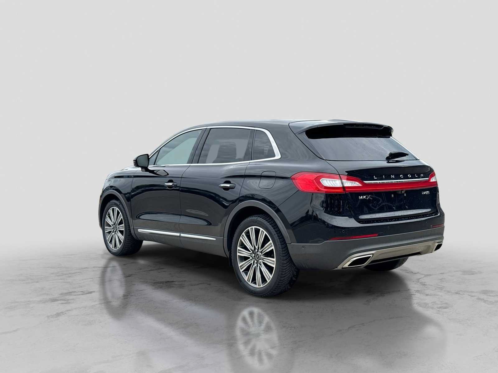 Used 2016 Lincoln MKX Black Label w/ Technology Package AWD/4WD image 4