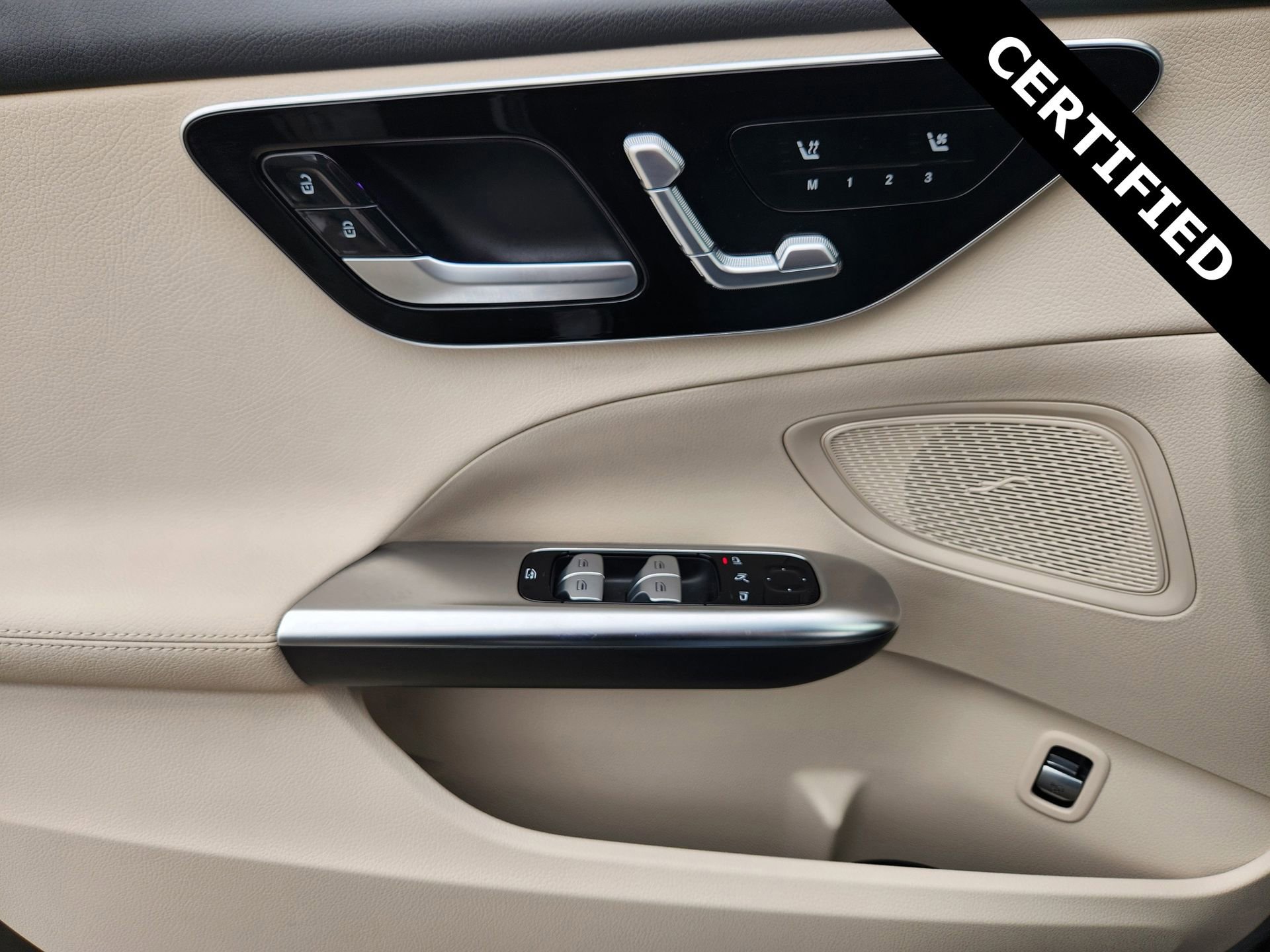 Certified 2025 Mercedes-Benz C 300 Sedan image 22