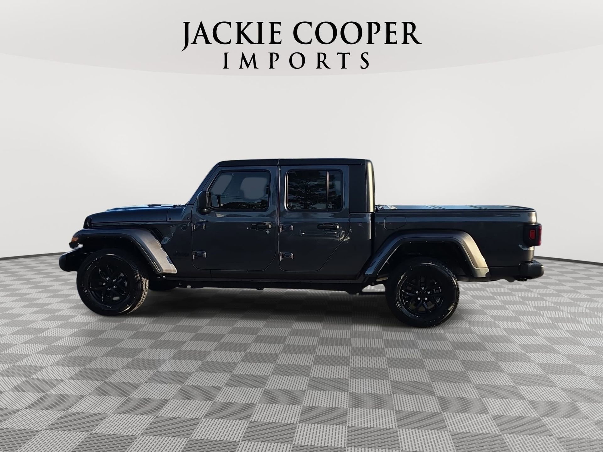 Used 2022 Jeep Gladiator Sport AWD/4WD image 8