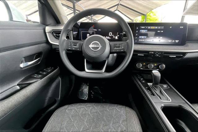 Certified 2025 Nissan Kicks SV AWD/4WD image 6