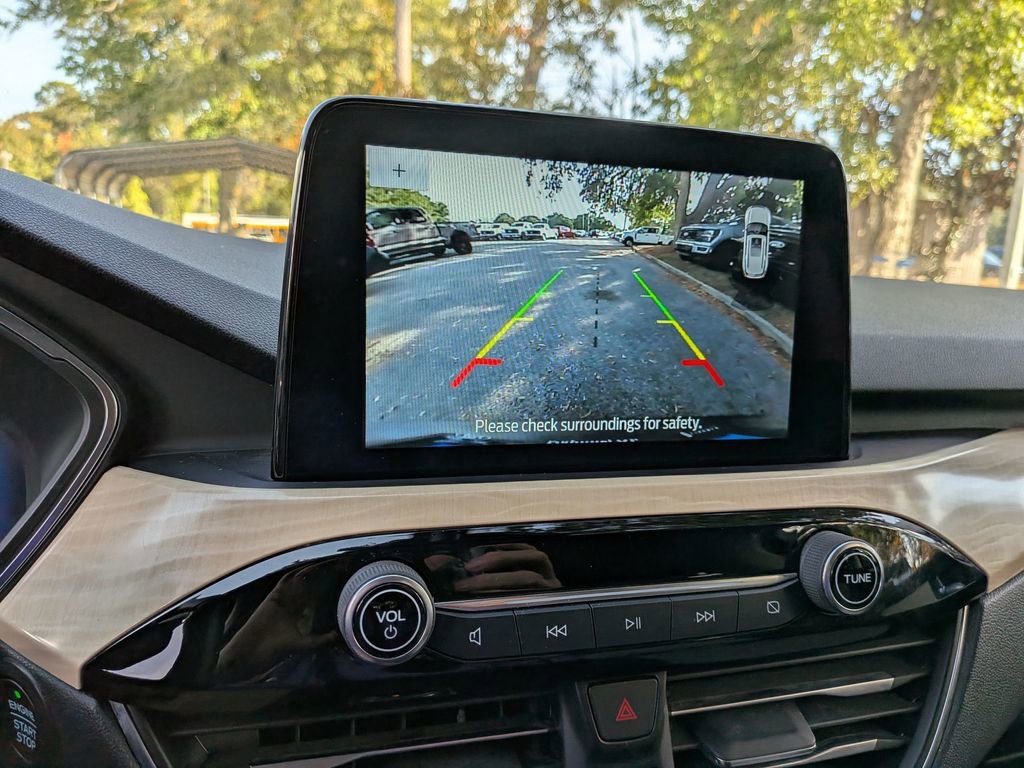 Used 2021 Ford Escape Titanium w/ Titanium Elite Package image 26