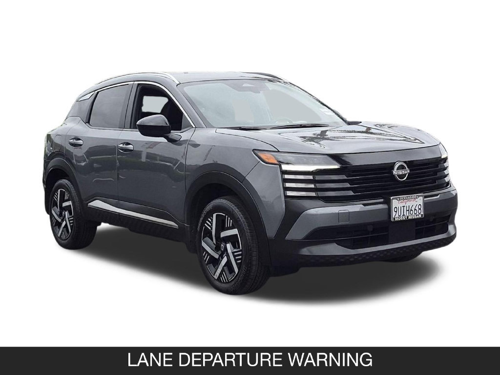 Certified 2026 Nissan Kicks SV FWD image 2