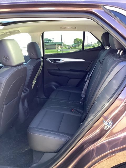 Used 2024 Buick Envision Avenir AWD/4WD image 7