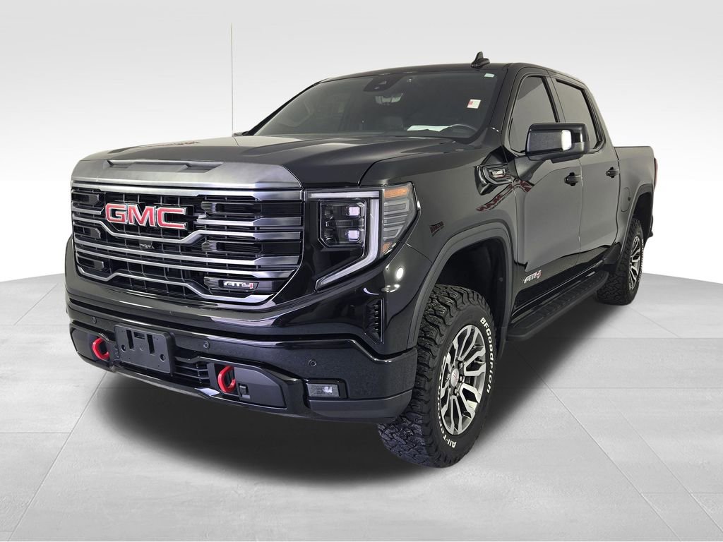 Used 2022 GMC Sierra 1500 AT4 w/ AT4 Premium Package AWD/4WD image 3