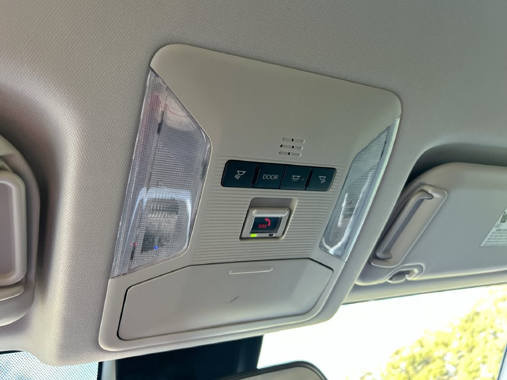 Certified 2025 Toyota RAV4 XLE FWD image 28