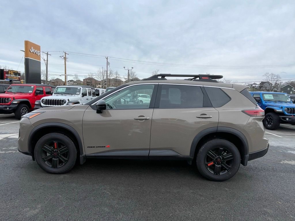 Used 2025 Nissan Rogue SV w/ Rock Creek Premium Package image 6