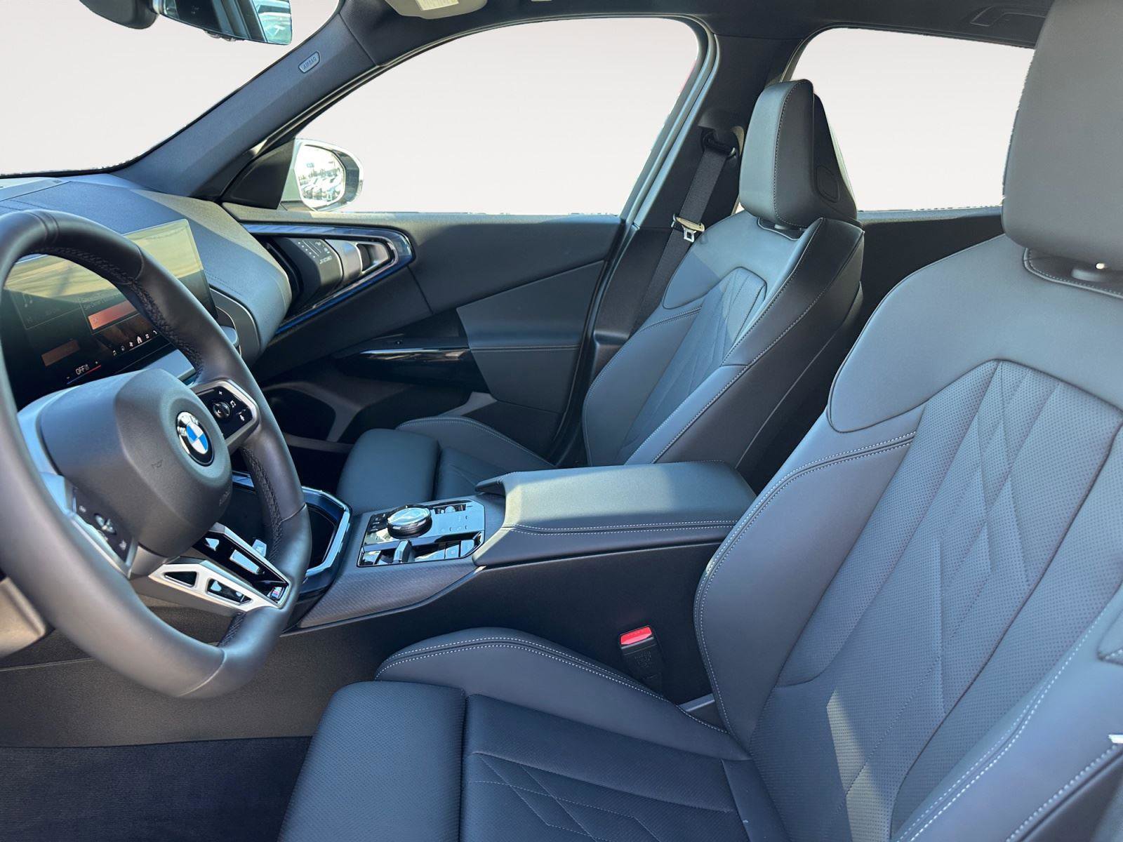 Used 2026 BMW X3 xDrive30 w/ Premium Package image 13