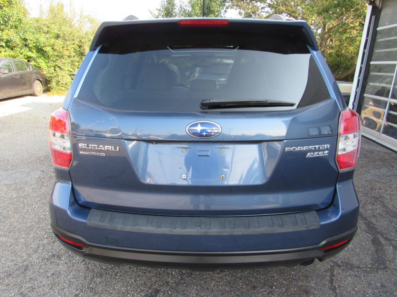 Used 2014 Subaru Forester 2.5i Touring w/ Popular Package #1 AWD/4WD image 6