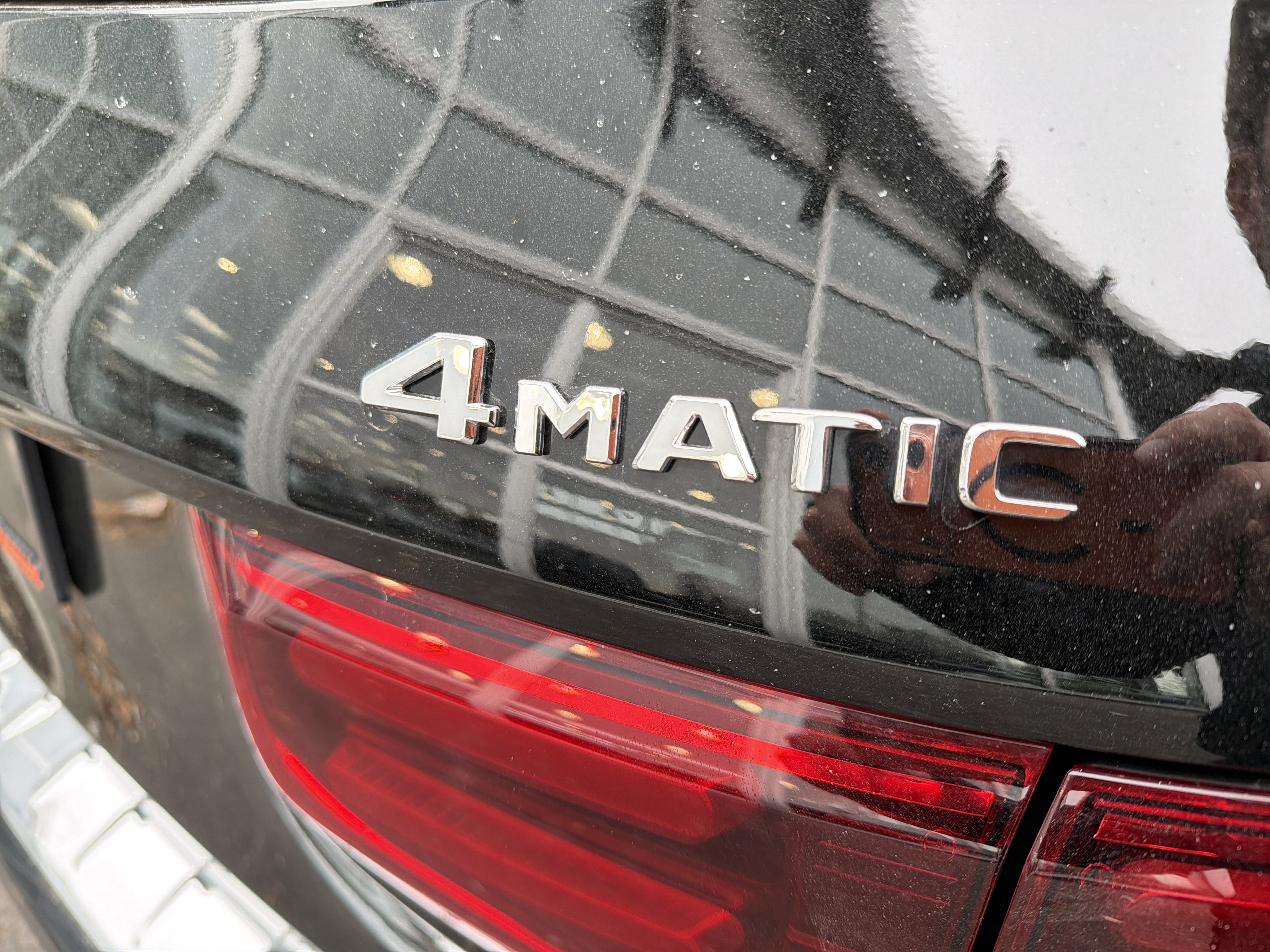 Used 2026 Mercedes-Benz GLB 250 4MATIC image 8