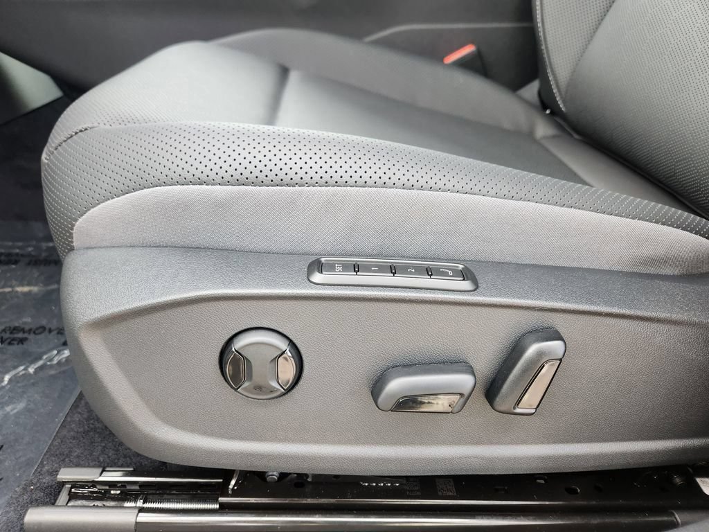 New 2026 Volkswagen ID.4 Pro S Plus AWD/4WD image 14