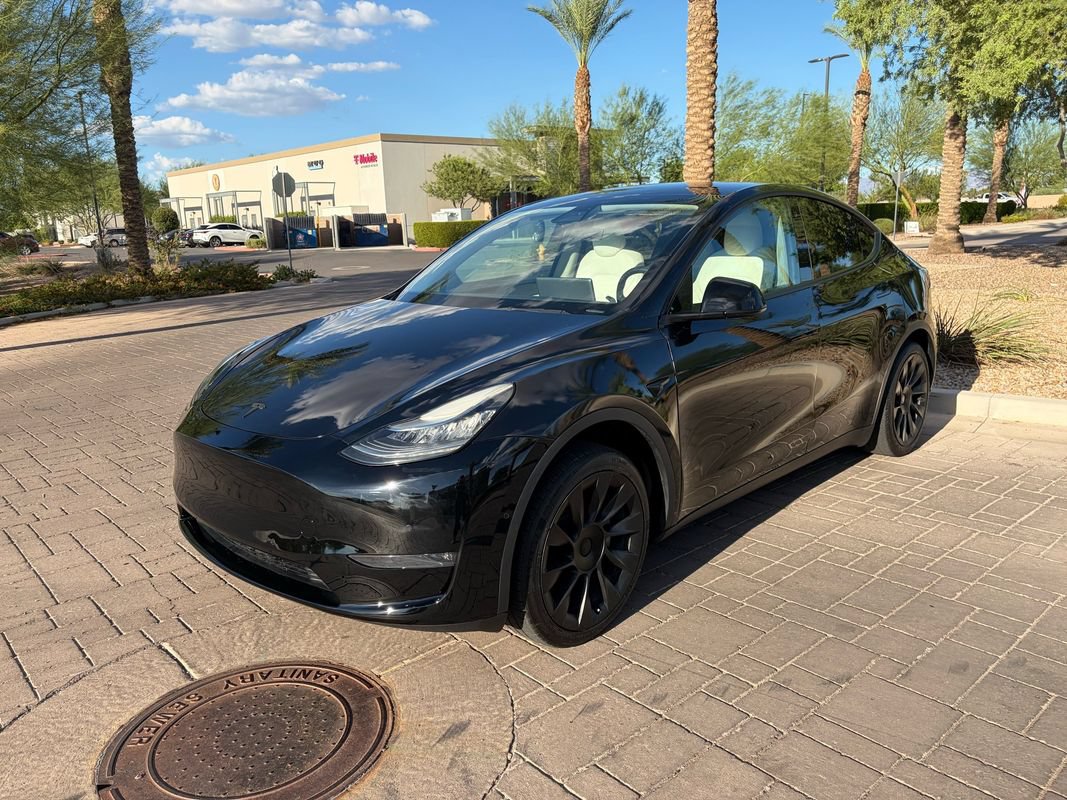 Used 2021 Tesla Model Y 2WD image 6