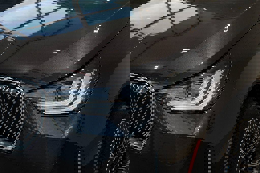 Used 2025 BMW X3 xDrive30i w/ Premium Package image 8