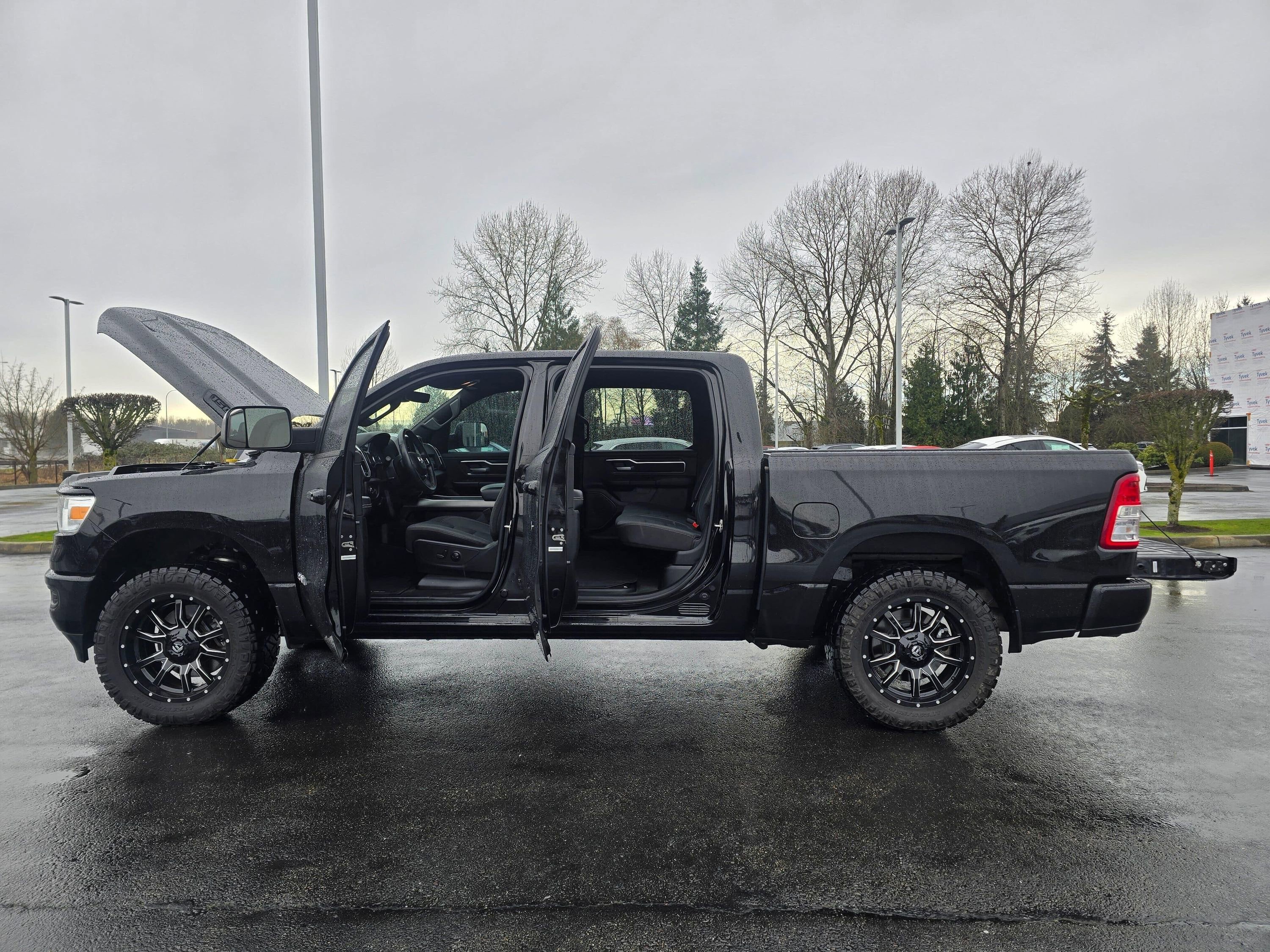 Used 2024 RAM 1500 Big Horn w/ Trailer Tow Group AWD/4WD image 11
