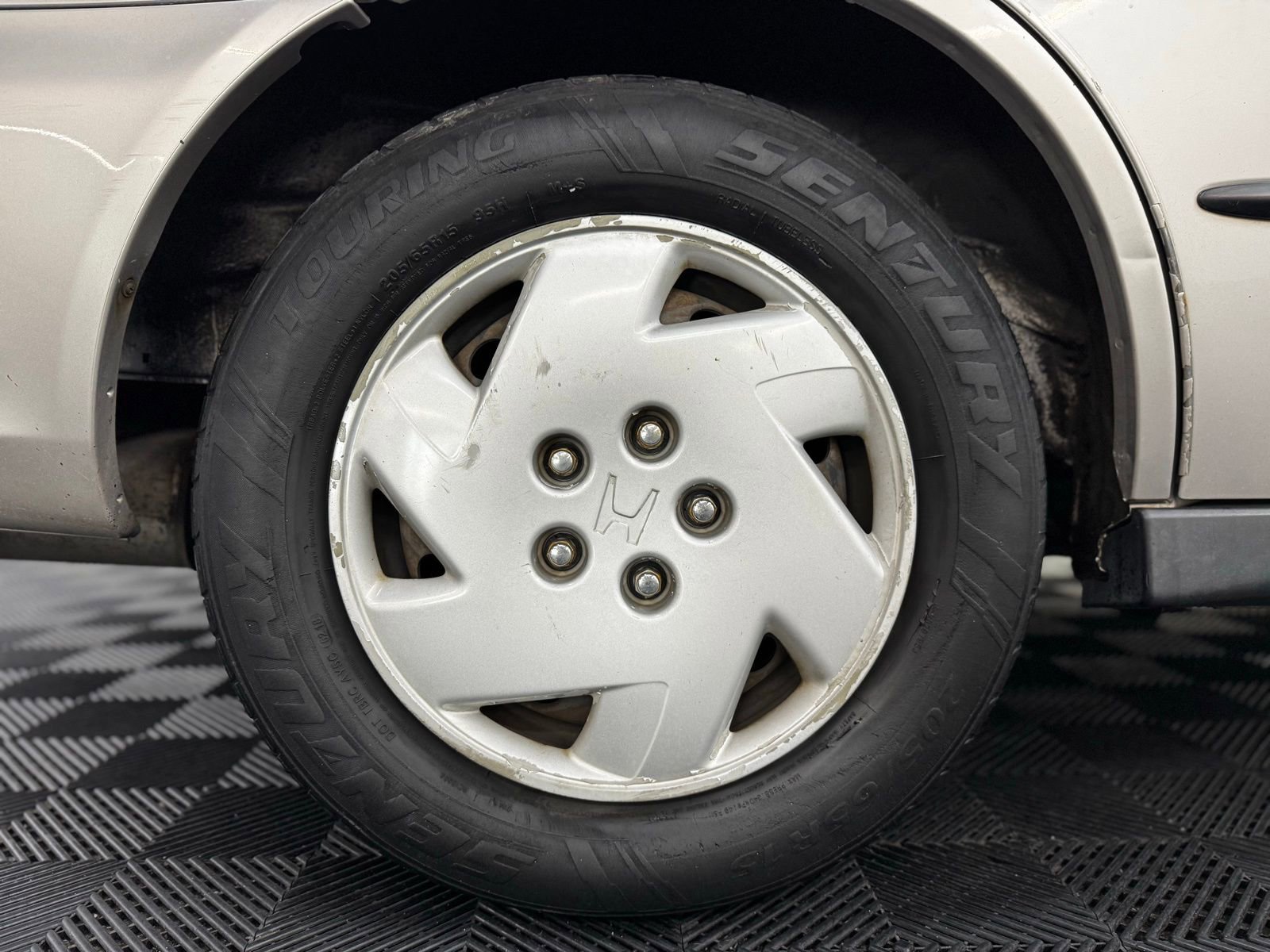 Used 1998 Honda Accord LX image 7